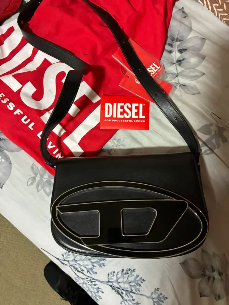 Cartera de cuero negra Diesel con logo - 1