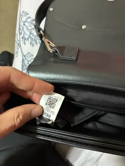 Cartera de cuero negra Diesel con logo - miniatura 4