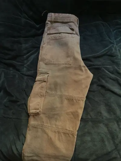 Pantalones cargo marrones Bershka para hombre - miniatura 2