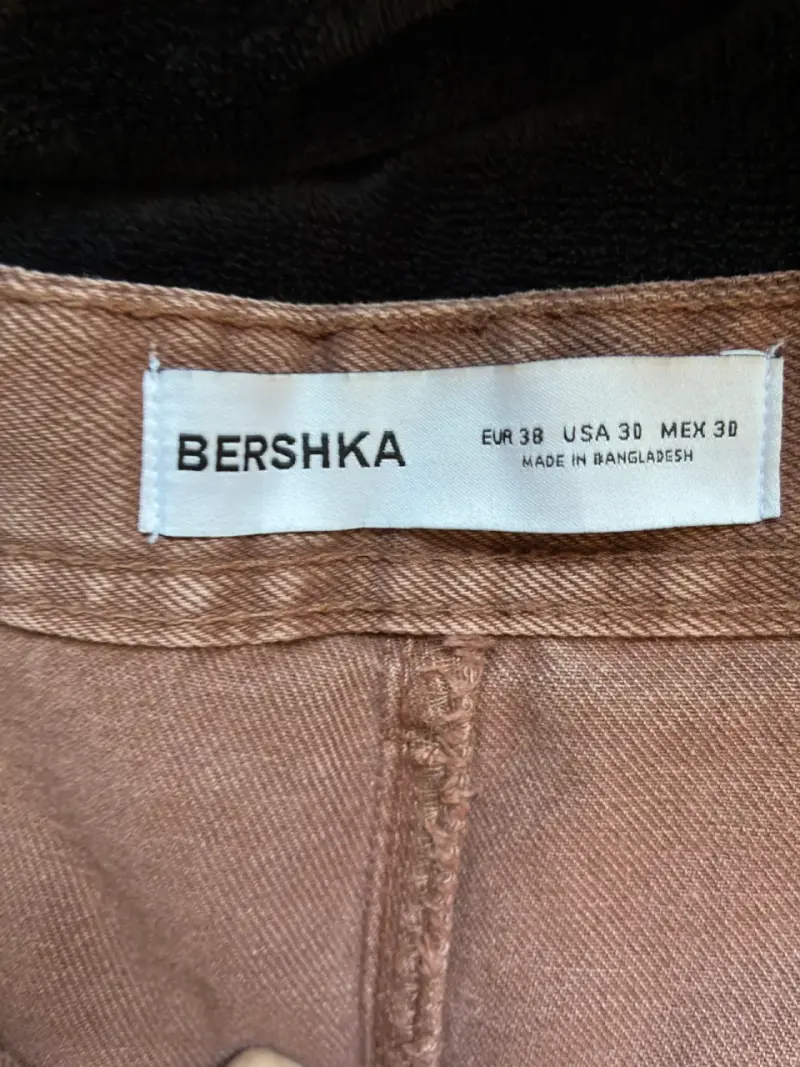 Pantalones cargo marrones Bershka para hombre - 4