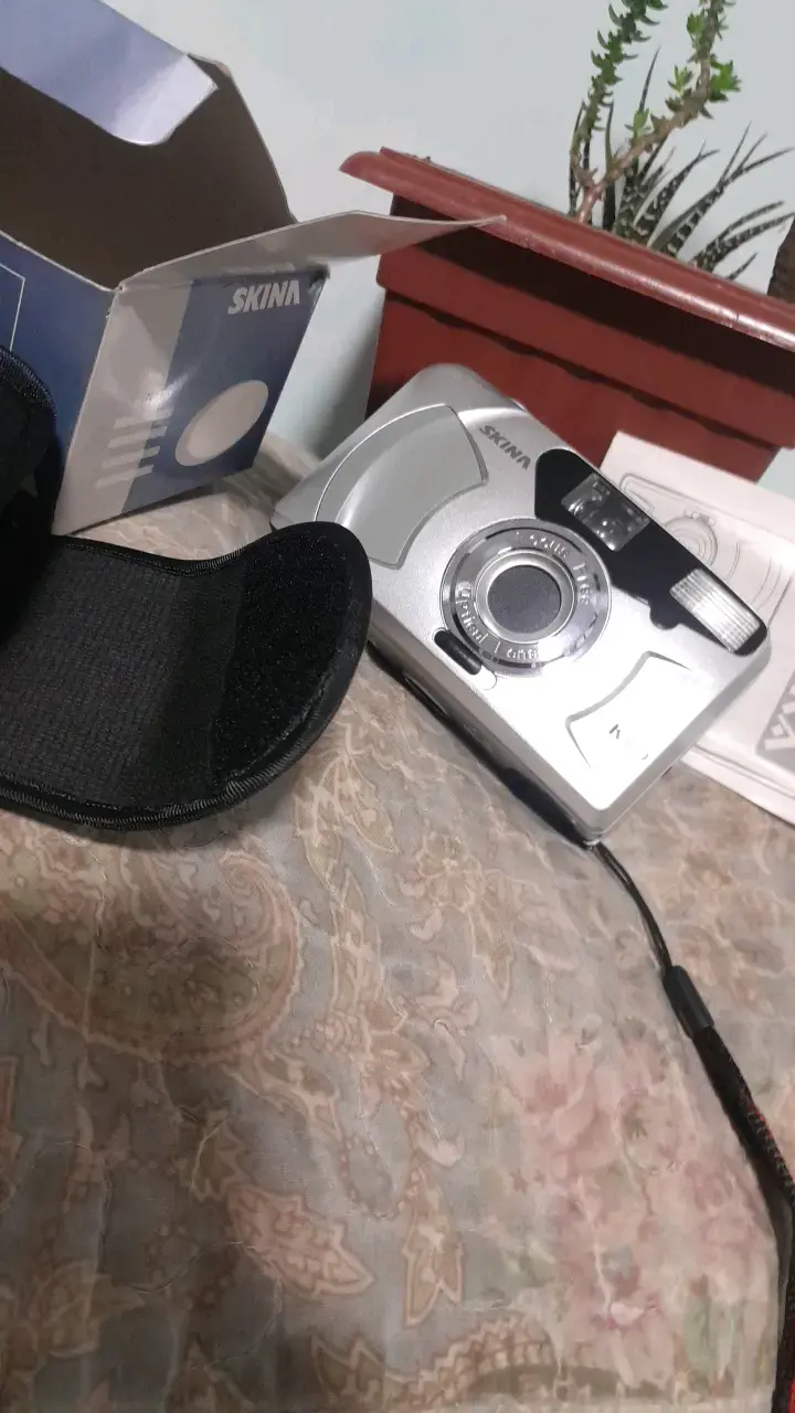 Cámara Automática Skina K-69 con Estuche - 1