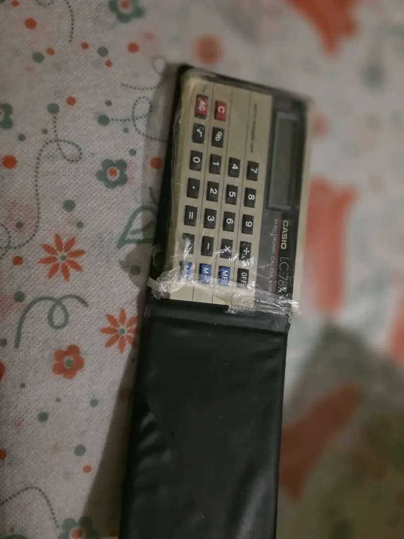 Calculadora Casio LC-787 con funda - 3