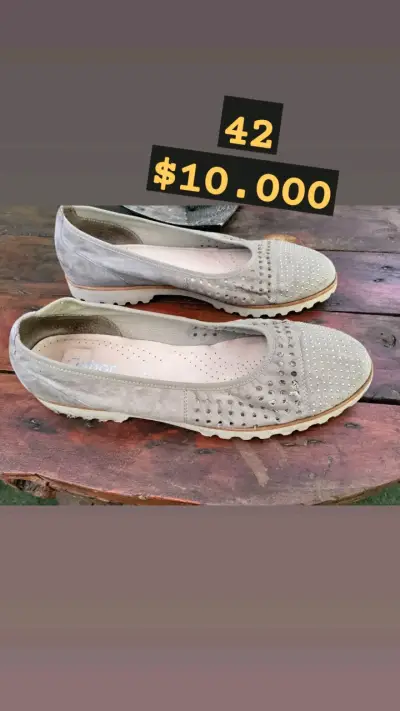 Zapatos de tacón negro talla 37 en buen estado - miniatura 6