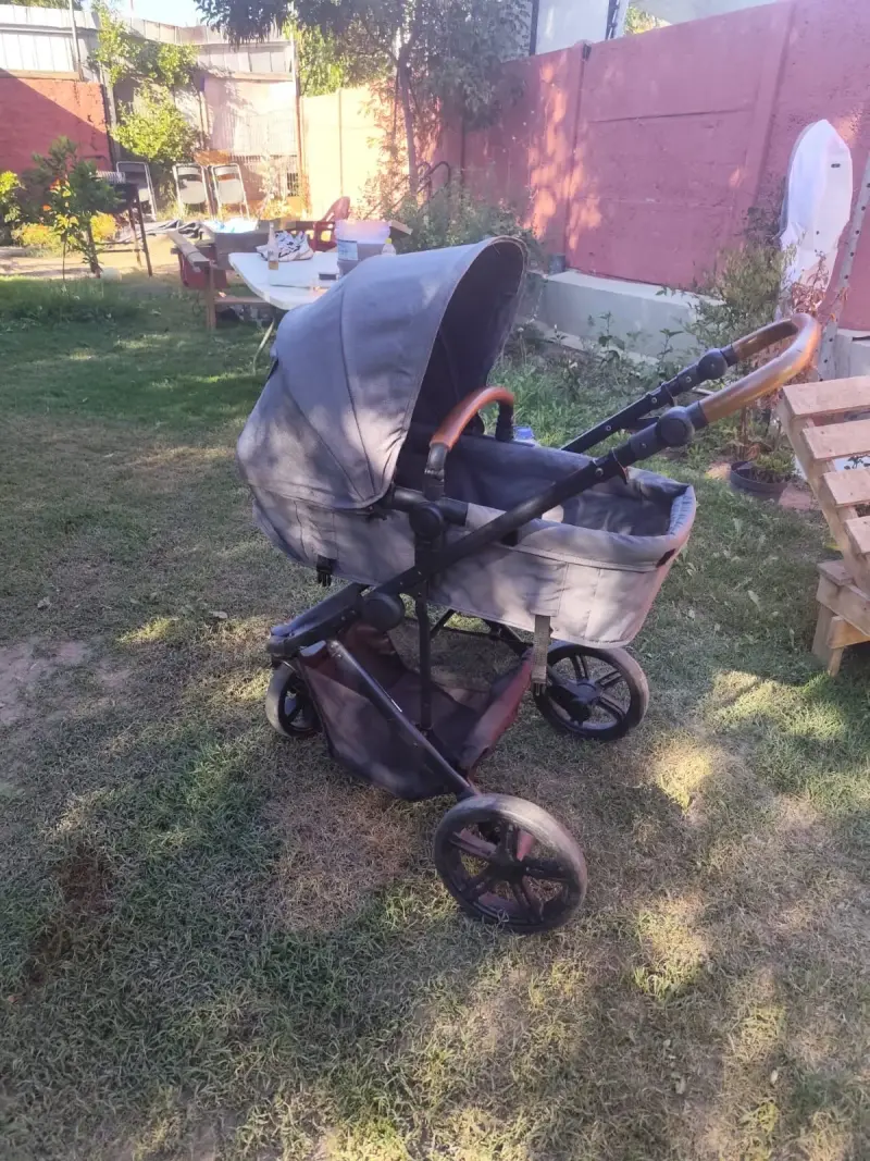 Coche Travel System Bebesit gris + huevito - 2