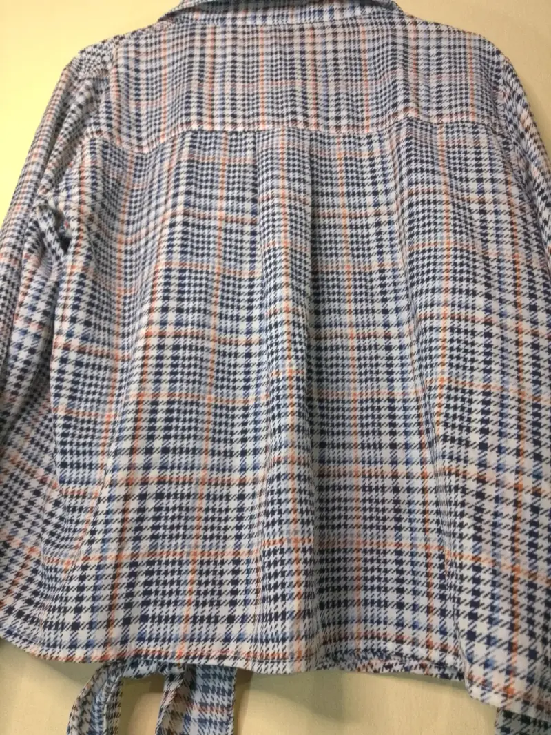 Blusa de cuadros con lazo en la cintura - 4
