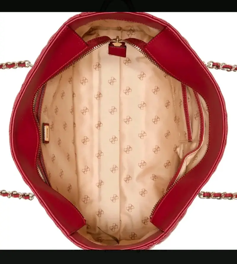 Bolso de mano rojo Guess con diseño acolchado - 3