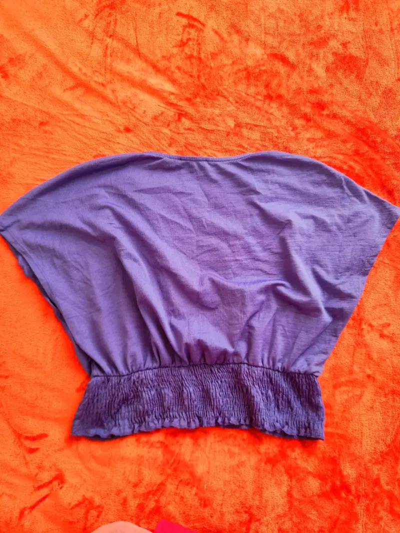 Blusa azul rey Zara con Escote en V - 3