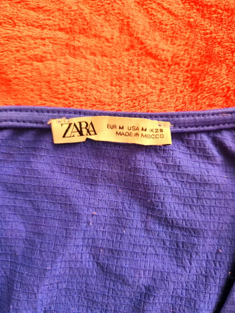 Blusa azul rey Zara con Escote en V - 4