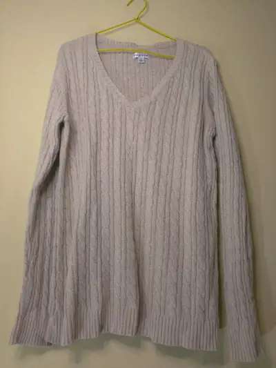 Suéter de lana beige para mujer - miniatura 1
