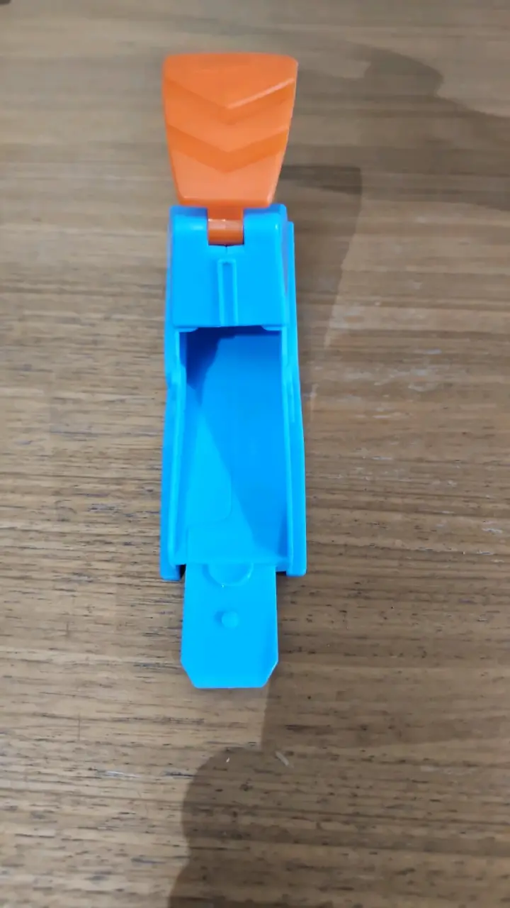 Lanzador de autos Hot Wheels azul y naranja - 2