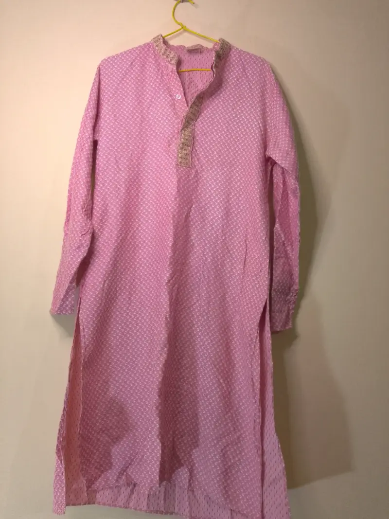 Túnica larga rosa con diseño estampado - 1
