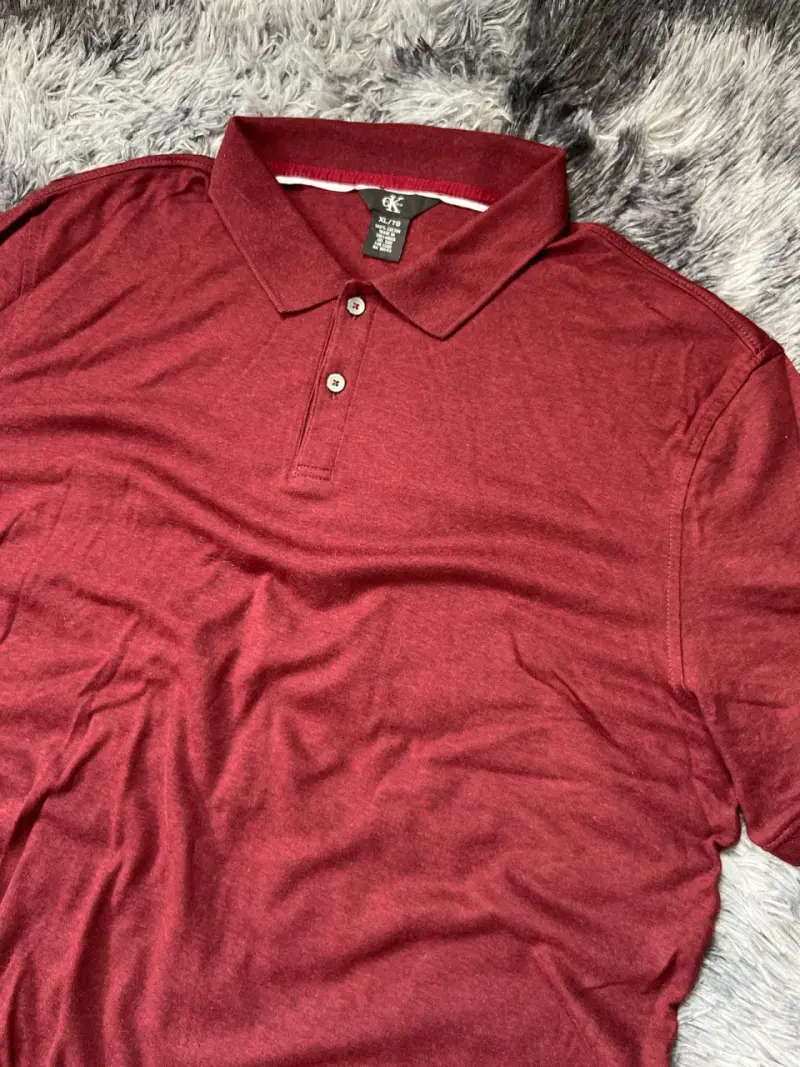 Polera polo burdeos Calvin Klein para hombre - 2