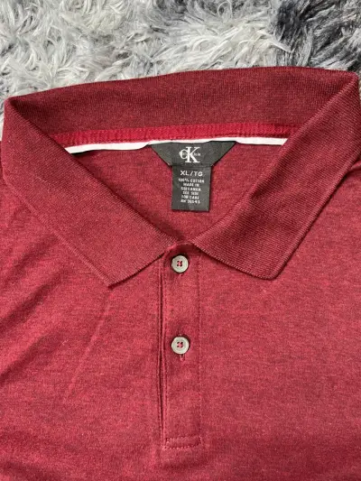 Polera polo burdeos Calvin Klein para hombre - miniatura 3