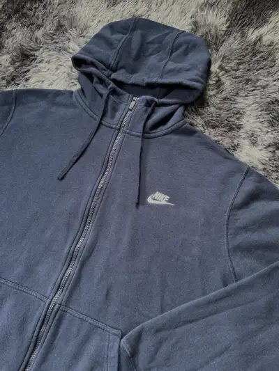 Polerón con capucha Nike azul oscuro - miniatura 2
