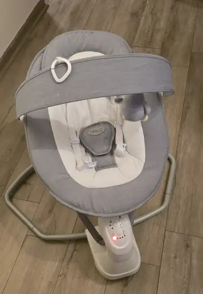 Silla mecedora para bebé BBpro gris - miniatura 1