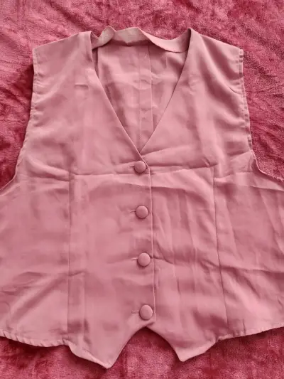 Chaleco sin mangas rosa para mujer - miniatura 2
