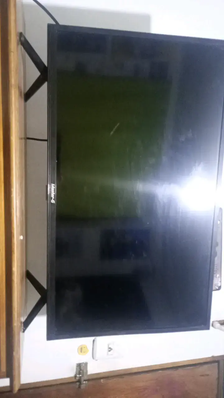 Televisor Master-G 32 pulgadas con HDMI - 1