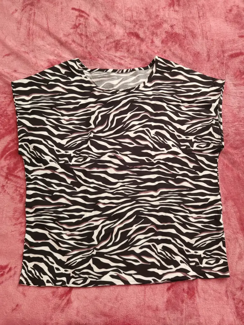 Polera de mujer estampado cebra - 1