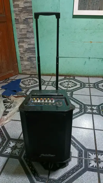 Parlante portátil Fiddler con ruedas - miniatura 1