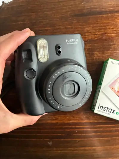Cámara instantánea Fujifilm Instax Mini 8 negra - miniatura 2