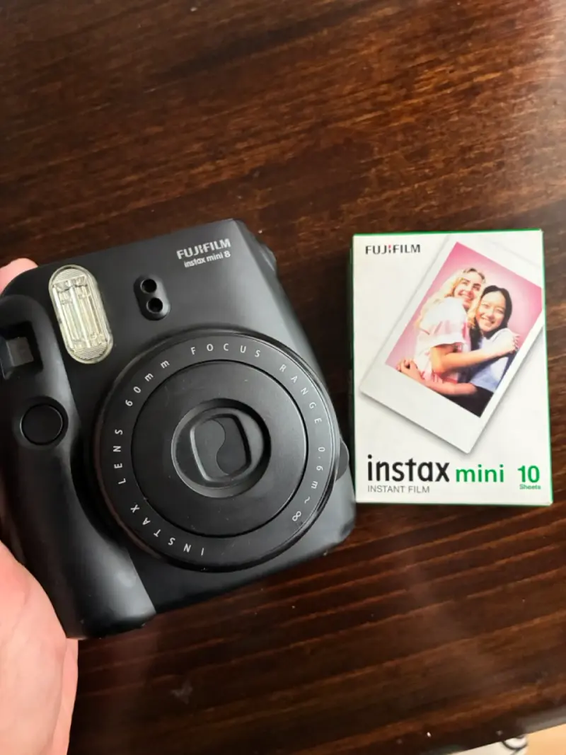 Cámara instantánea Fujifilm Instax Mini 8 negra - 3