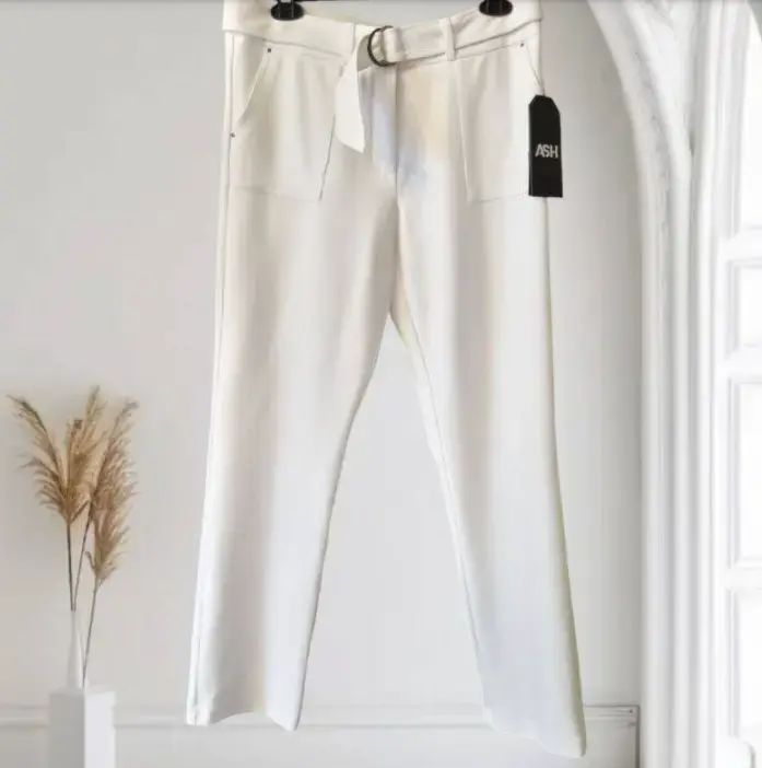 Pantalones blancos con cinturón Ash talla 40