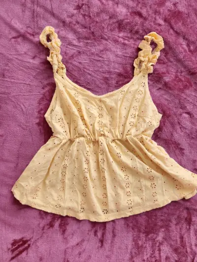 Blusa Amarilla - miniatura 1