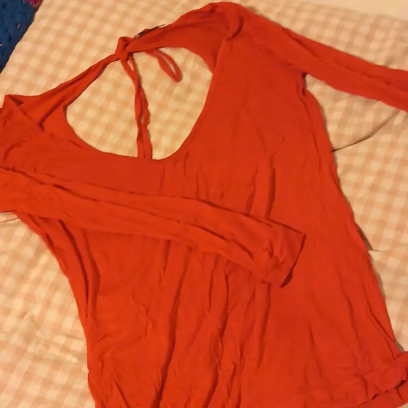 Polera roja de manga larga para mujer - 2