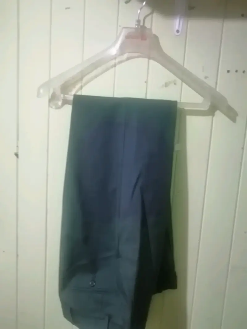 Traje formal gris oscuro para hombre - 3