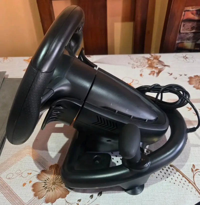 Consola PS4 con juegos y volante Krom - 3