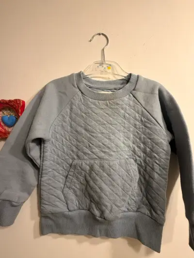 Lote de polerones y chaquetas para niños - miniatura 1
