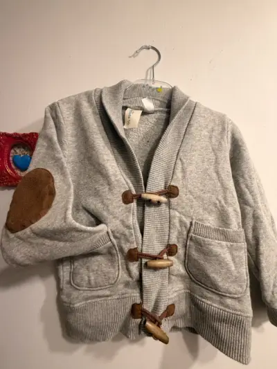 Lote de polerones y chaquetas para niños - miniatura 5