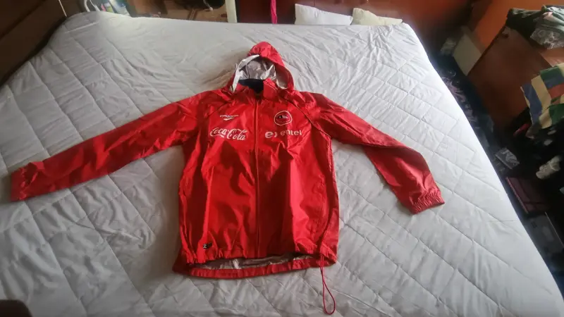 Chaqueta Roja Brooks Selección Chilena - 1