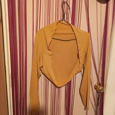 Bolero amarillo mostaza para mujer - miniatura 2