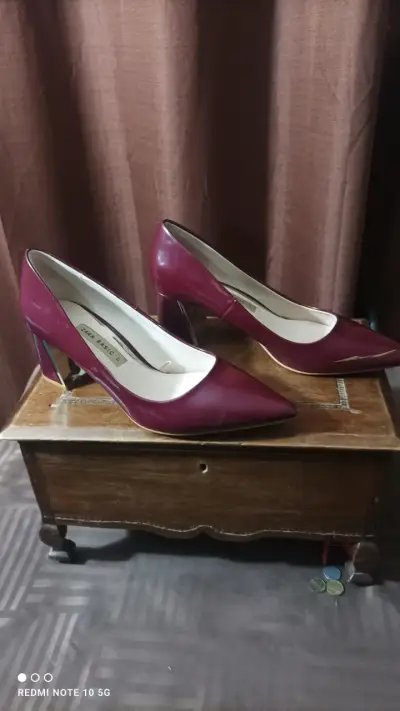 Zapatos de Tacón Burdeos Zara Basic - miniatura 3