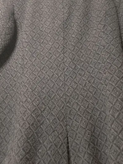 Abrigo de lana gris con diseño acolchado - miniatura 4