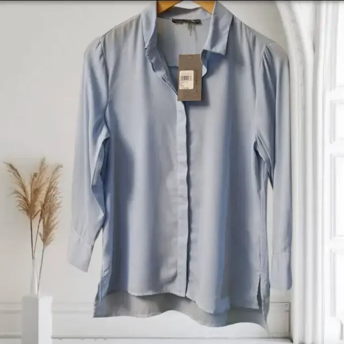 Blusa celeste de manga 3/4 Wados - 1