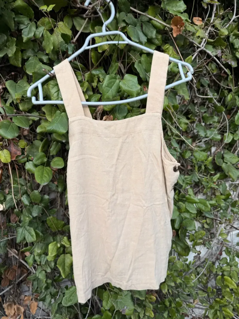 Blusa beige con botones laterales Alaniz - 1