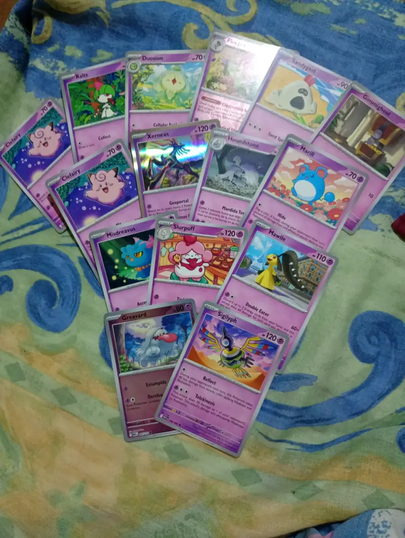 Colección de Cartas Pokémon Variadas - 1