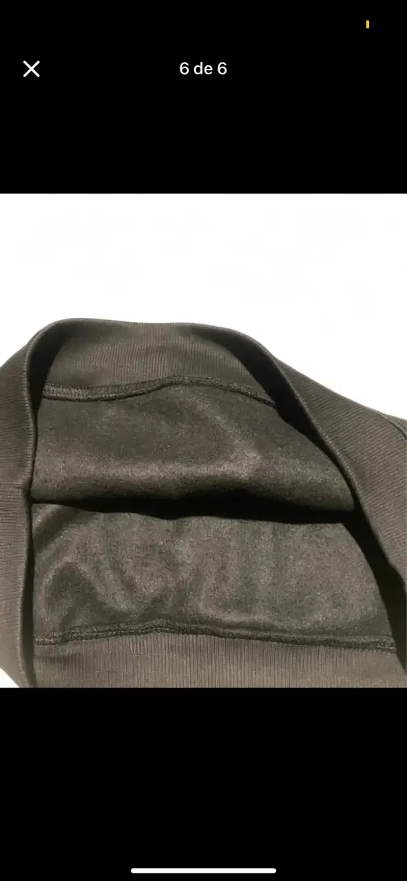 Polerón negro con capucha unisex - 6