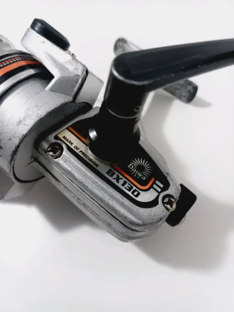 Carrete de Pesca Daiwa BX130 de Precisión Vintage - 1