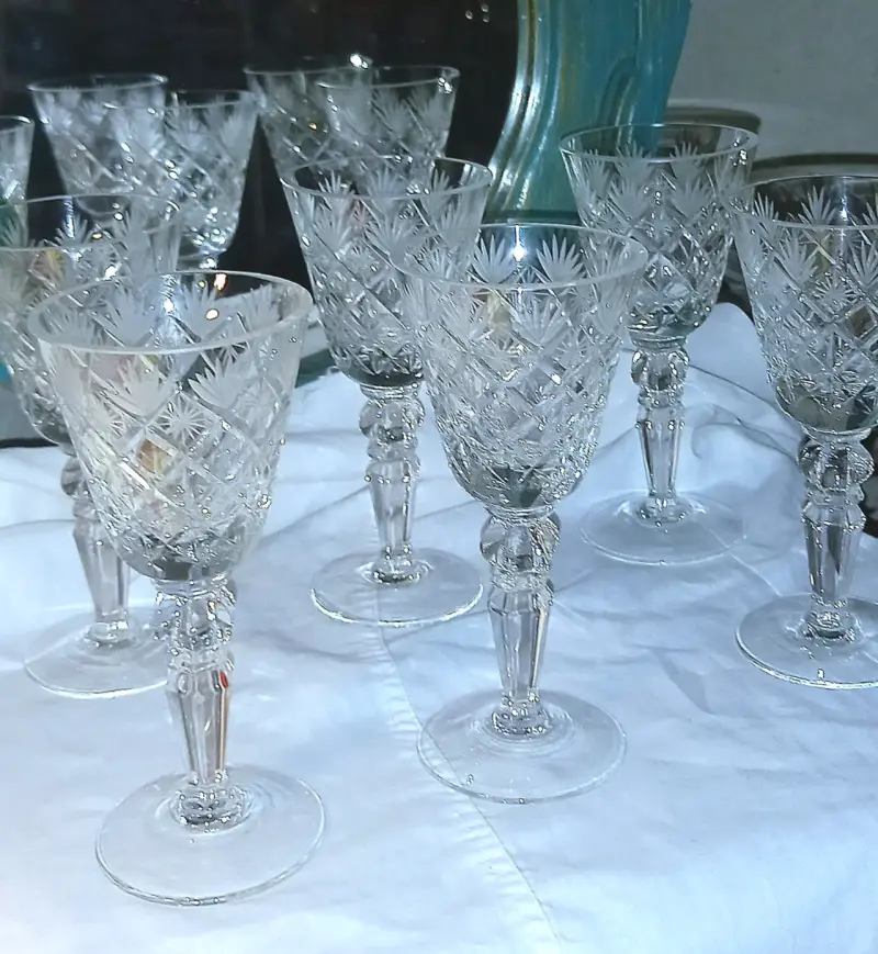 Juego de Copas de Cristal sin plomo Talladas. - 1