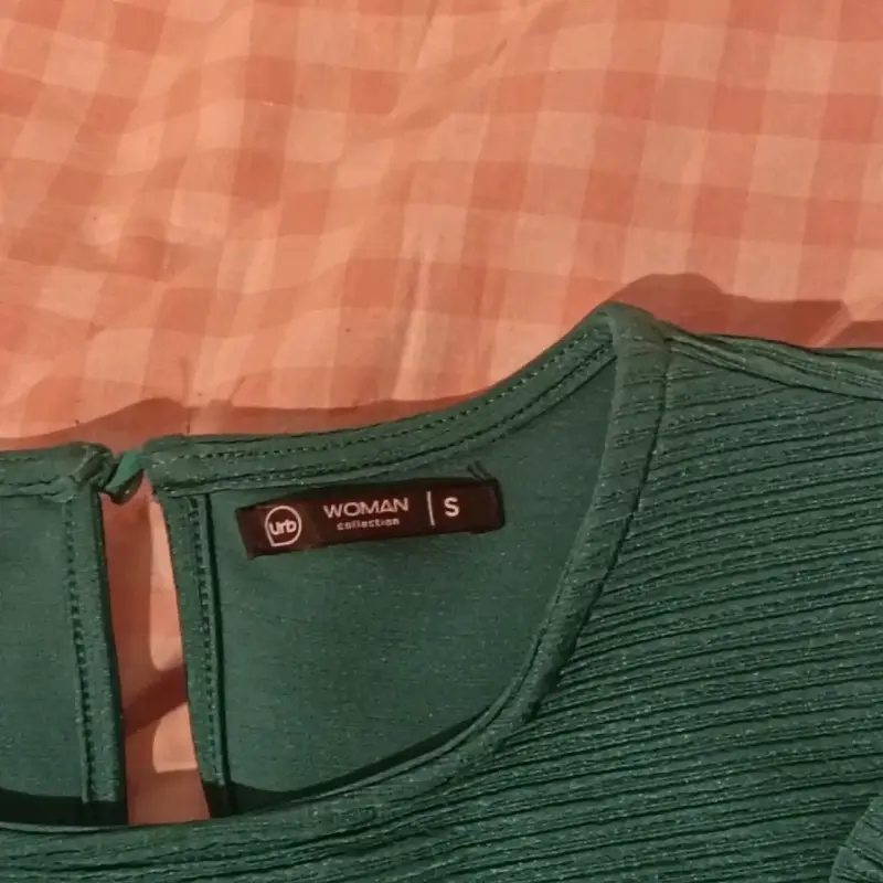 Blusa verde manga larga para mujer talla S - 1