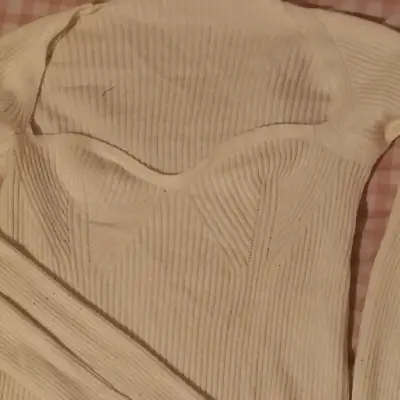 Suéter de punto beige para mujer - miniatura 1