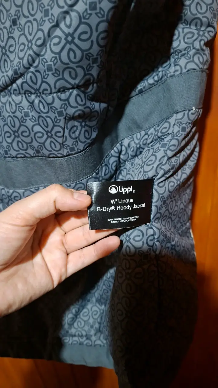 Chaqueta lippi impermeable gris con capucha - 6