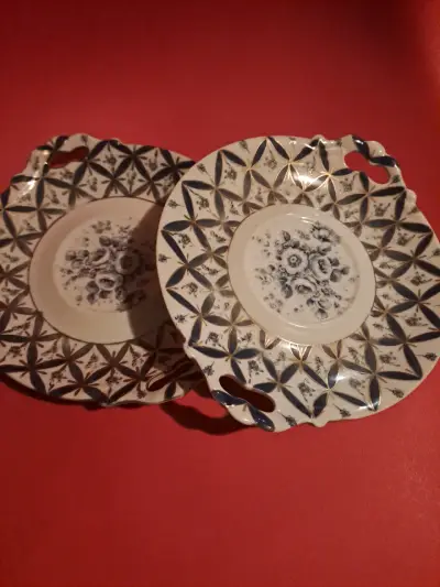 Platos decorativos de cerámica con diseño floral - miniatura 4
