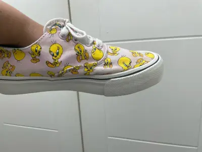 Zapatillas de lona con diseño de Piolín - miniatura 2