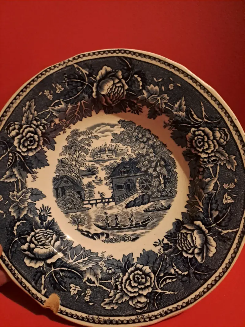 Plato decorativo vintage de cerámica azul y blanco - 5