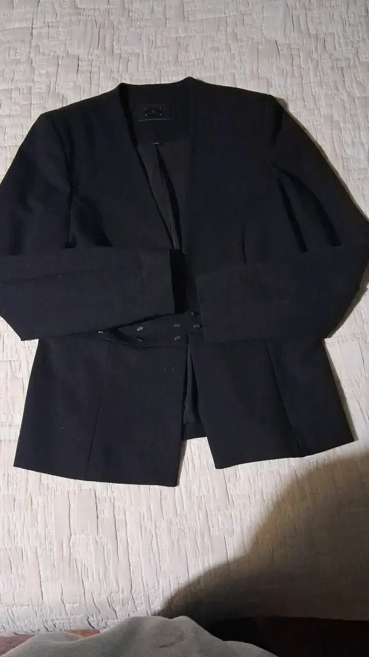 Blazer negro elegante para mujer - 2