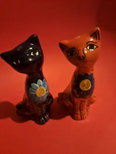 Figuras de gatos de cerámica pintadas a mano - miniatura 2